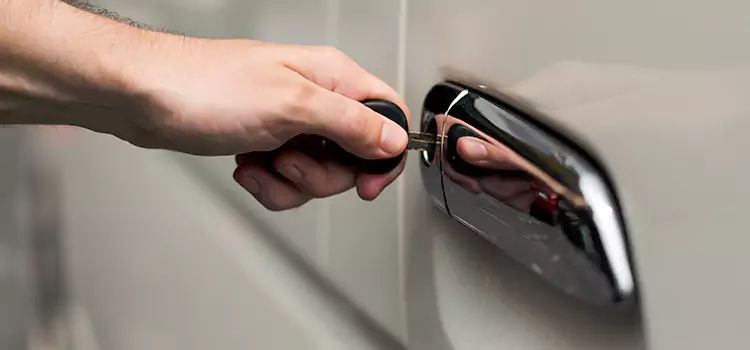 Why Choose Our Auto Locksmith Team in Farmington, MN?